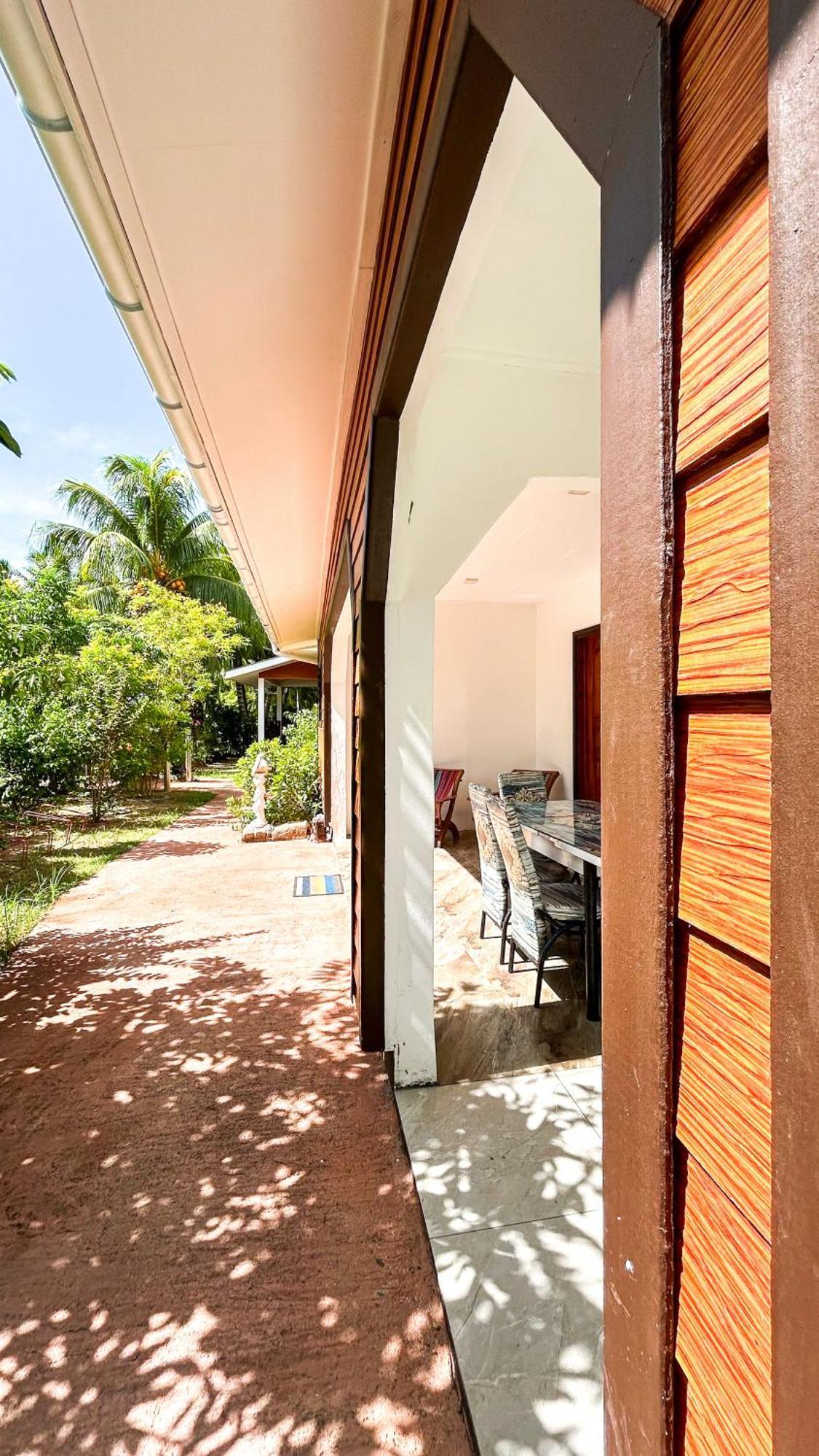Anse Grosse Roche Beach Villa La Digue  Extérieur photo